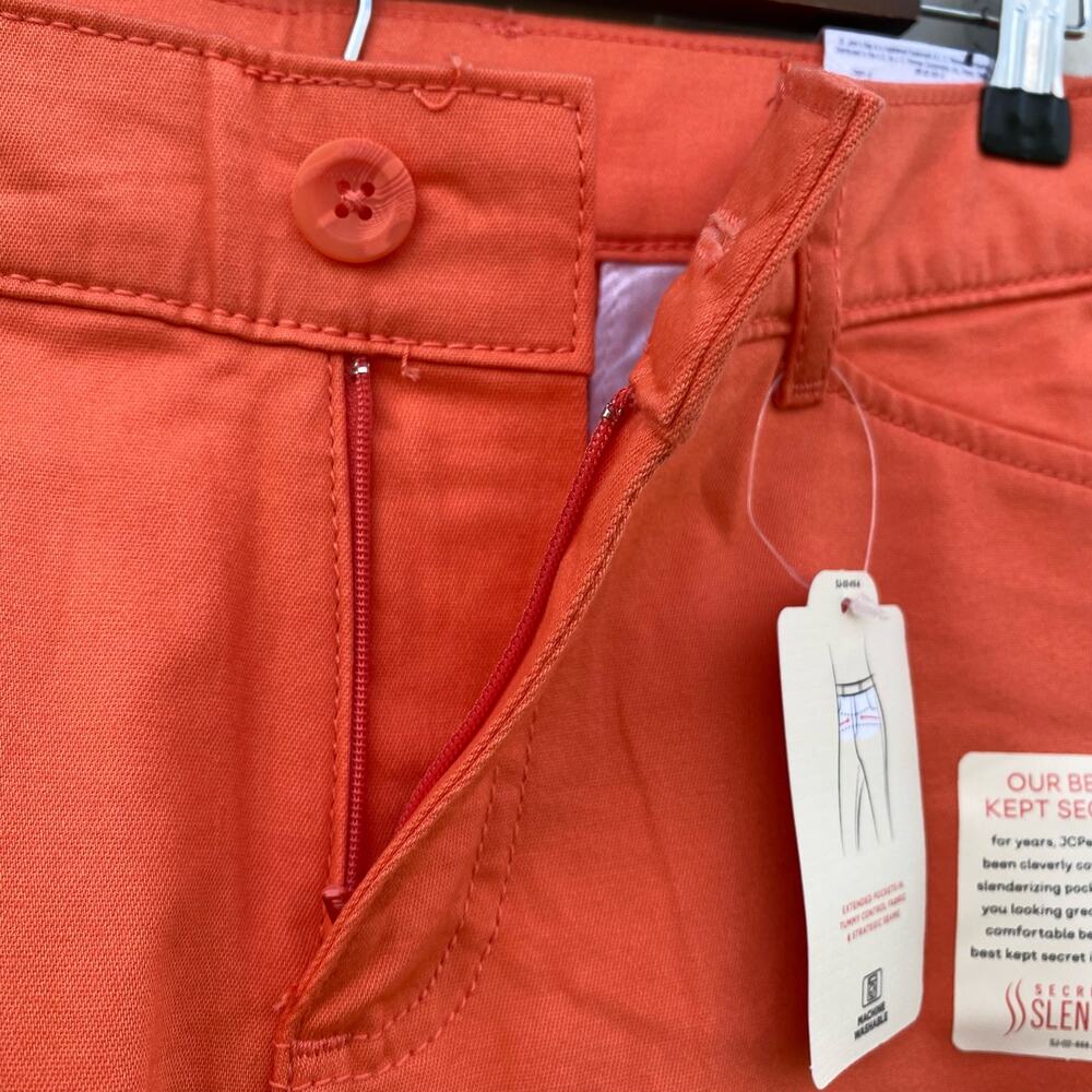 St. John's Bay Living Coral Secretly Slender Capris NWT 4 - Picture 4 of 6